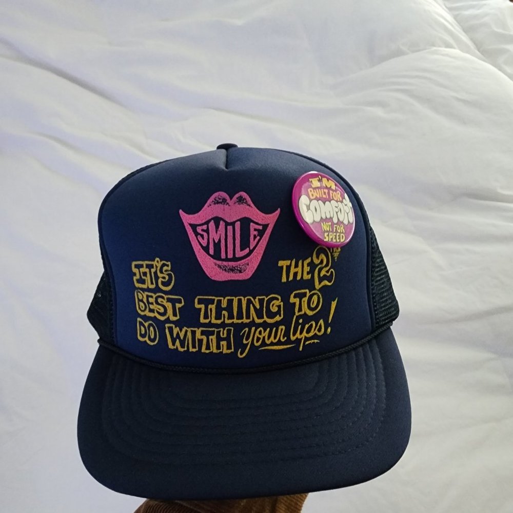 Comedy Hat (Great Condition) (Navy Blue, with pink pin) (One Size)